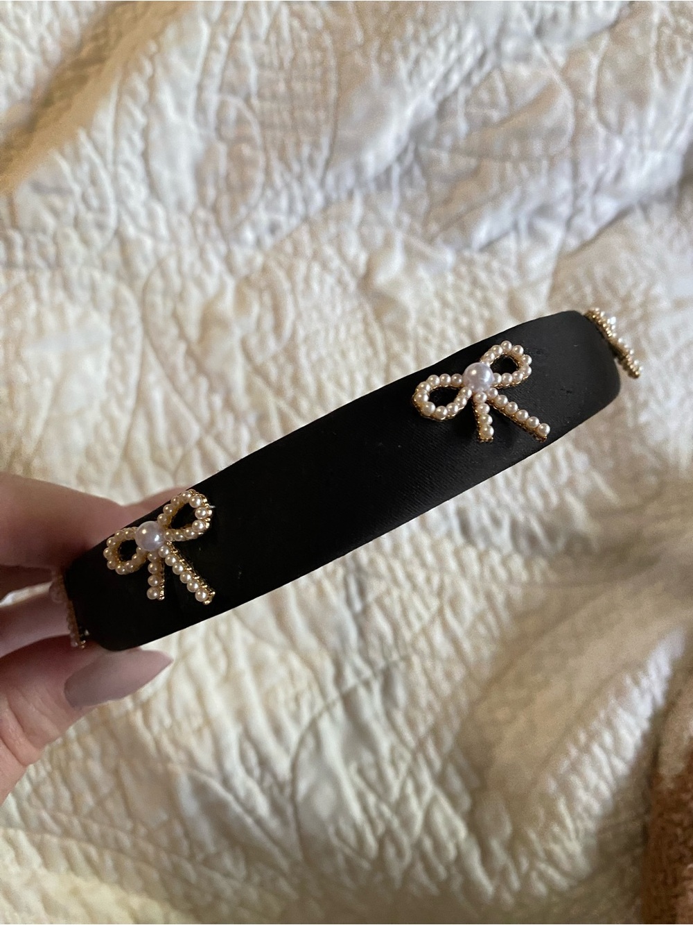 Black Pearl Bow Satin Headband